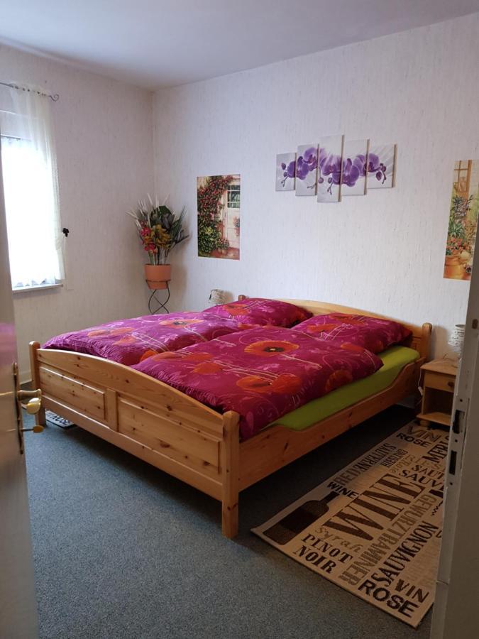 Appartement Weingut Helmut Barzen à Zell Extérieur photo