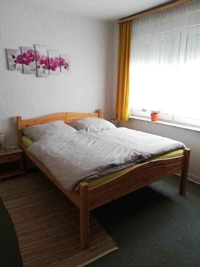 Appartement Weingut Helmut Barzen à Zell Extérieur photo